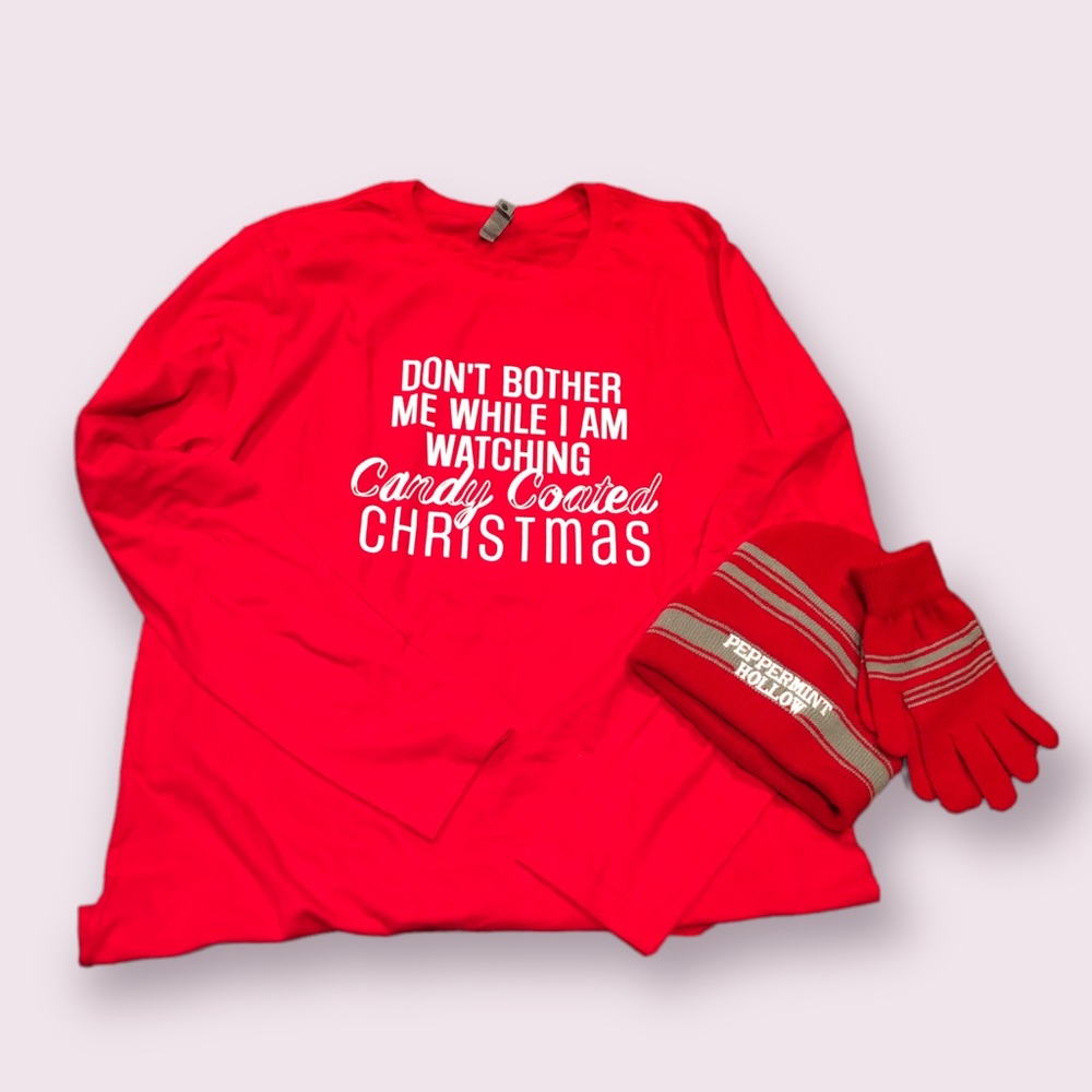 ⭐️ Brand New Candy Coated Christmas Long Sleeve T-Shirt and hat and gloves